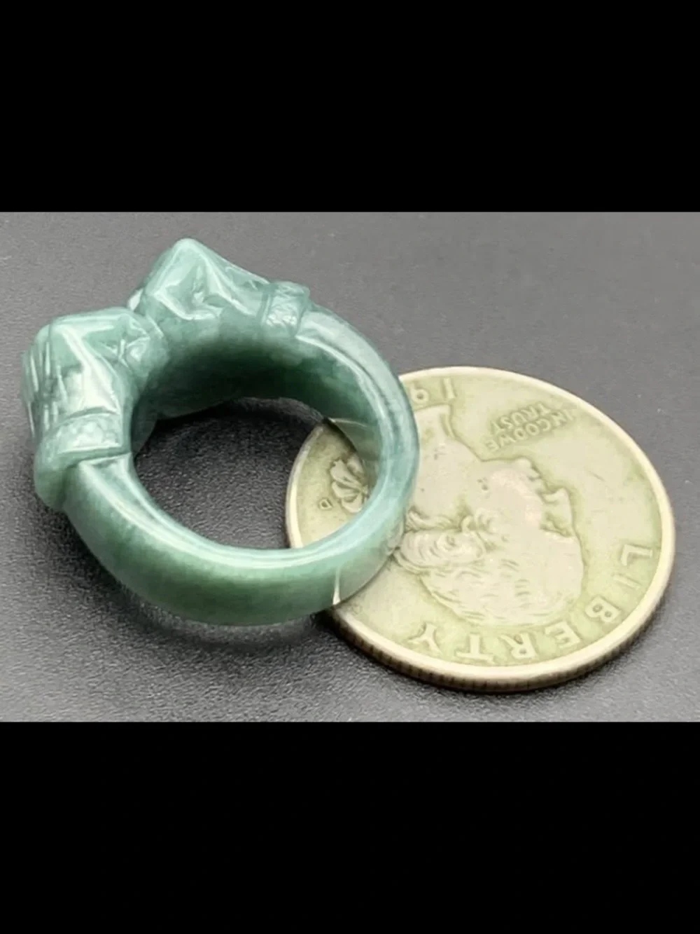 Carved Double-Fist Jade Ring in Deep Green size4 jadeite jade certificate